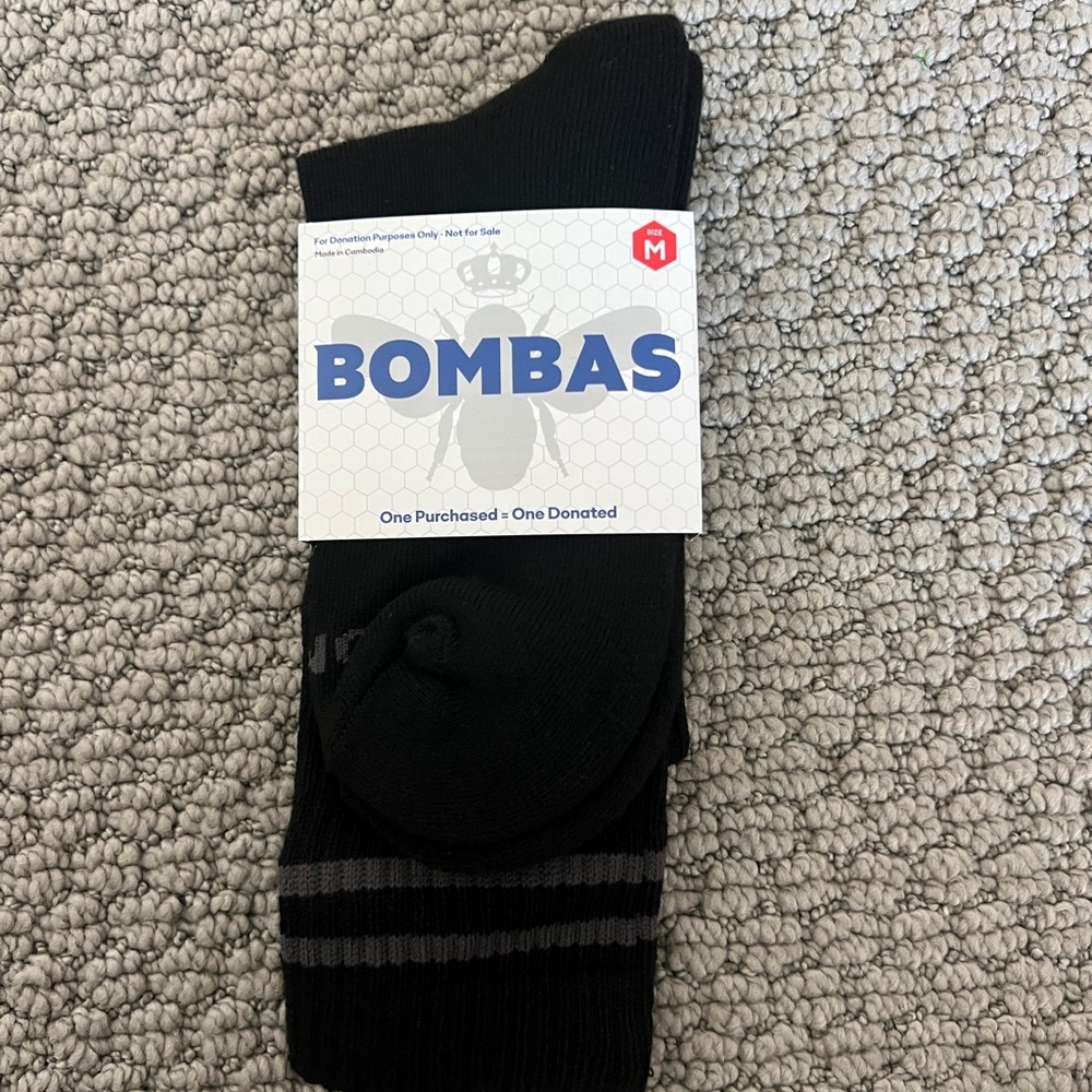 Bombas Black Quarter Socks size medium